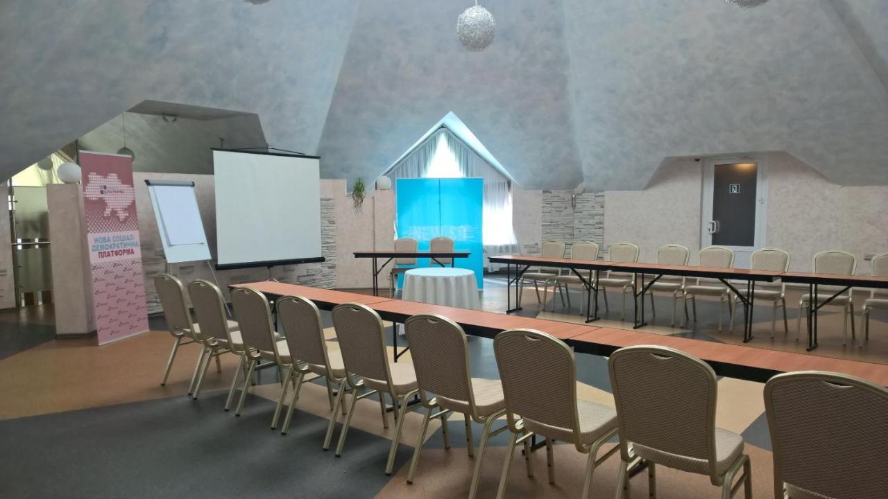 Knyazhyi Dvir Hotel Knyazhichi  Luaran gambar