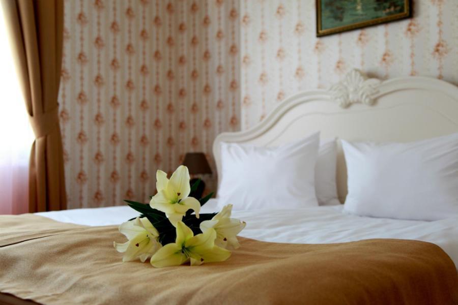 Knyazhyi Dvir Hotel Knyazhichi  Bilik gambar