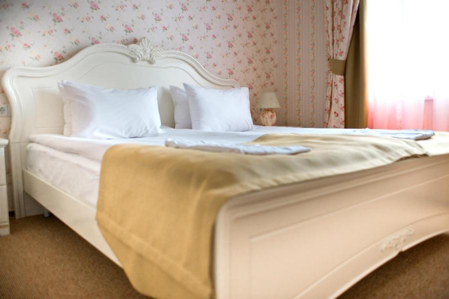 Knyazhyi Dvir Hotel Knyazhichi  Luaran gambar